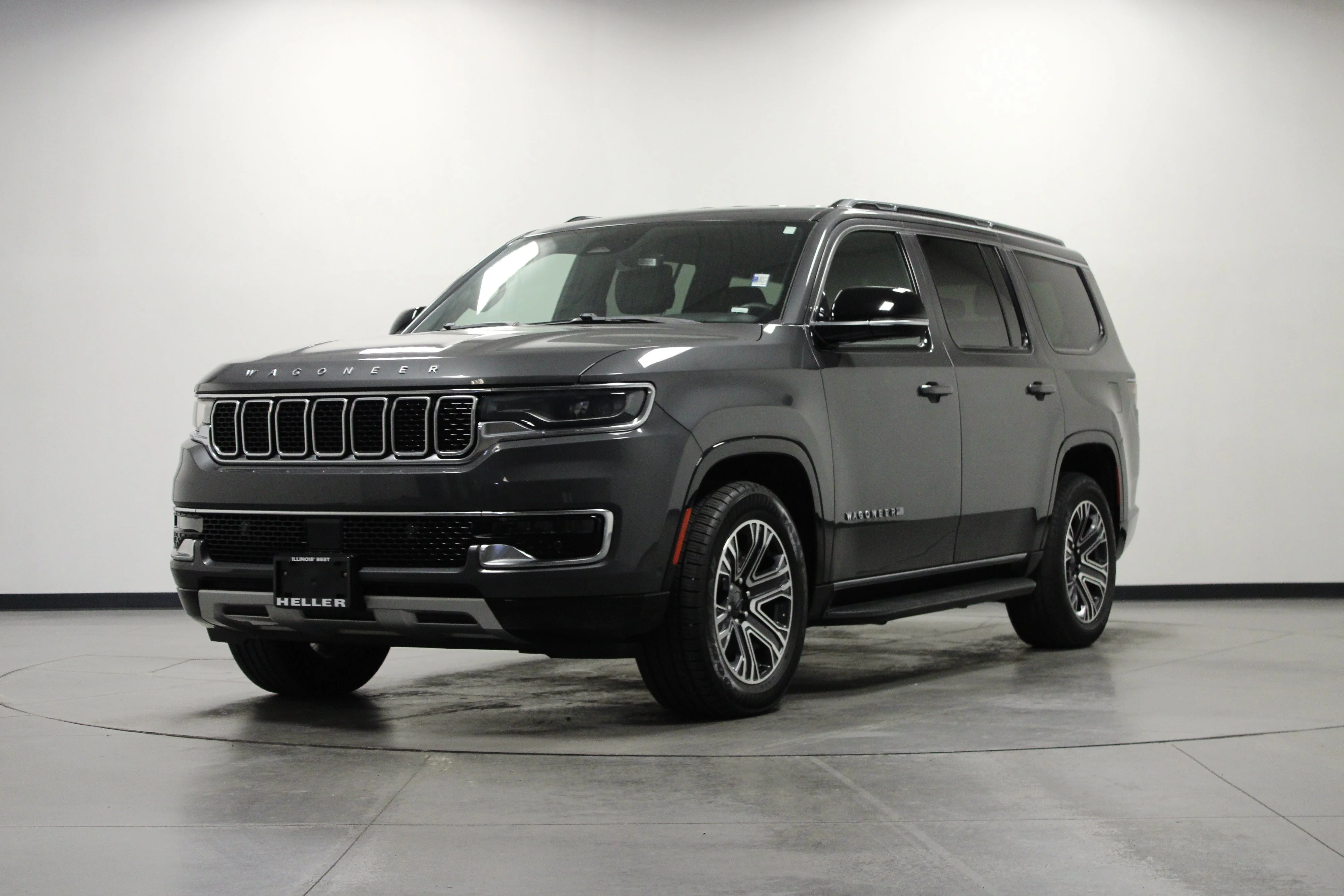 Used 2024 Baltic Gray Metallic Clearcoat Jeep Series II image 8