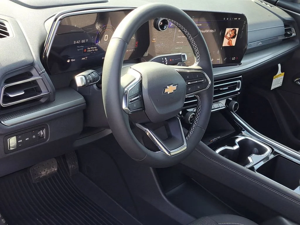 2026 Chevrolet Traverse LT - Photo 7