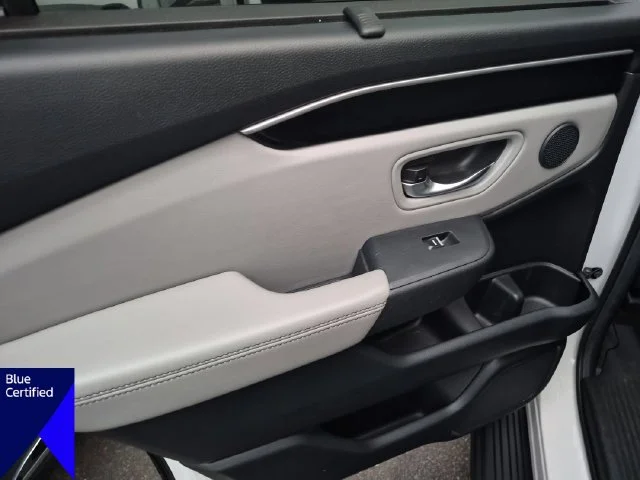 Used 2024  Honda Touring image 29