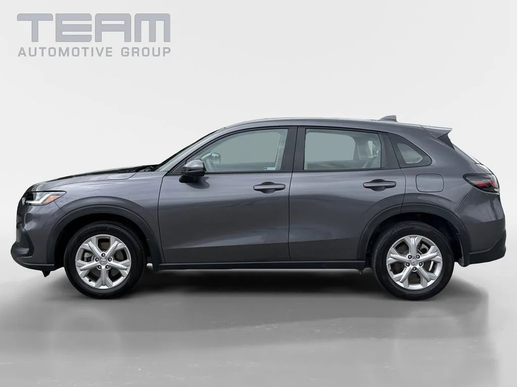 Used 2023  Honda LX image 4