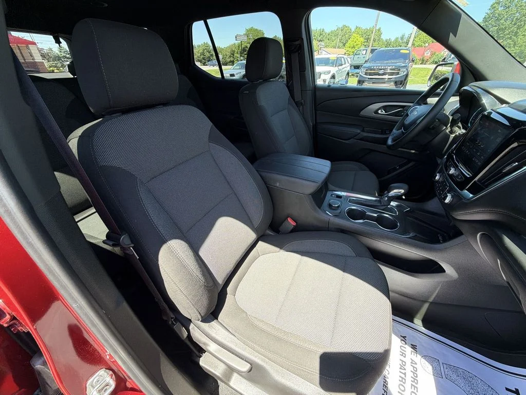 Used 2023 Red Chevrolet LT image 30