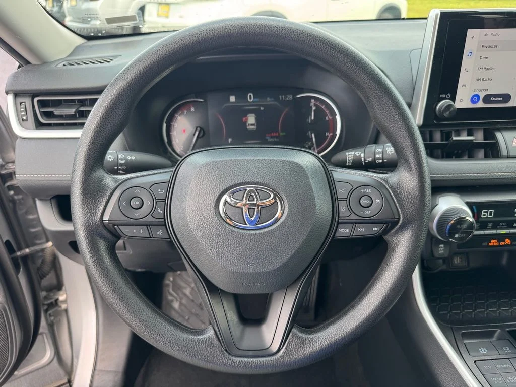 Used 2025 Silver Toyota XLE image 24