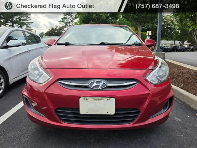 Used 2017 Pulse Red Hyundai SE image 2