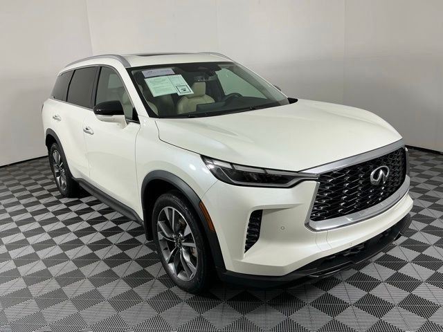 2023 INFINITI QX60 LUXE's photo
