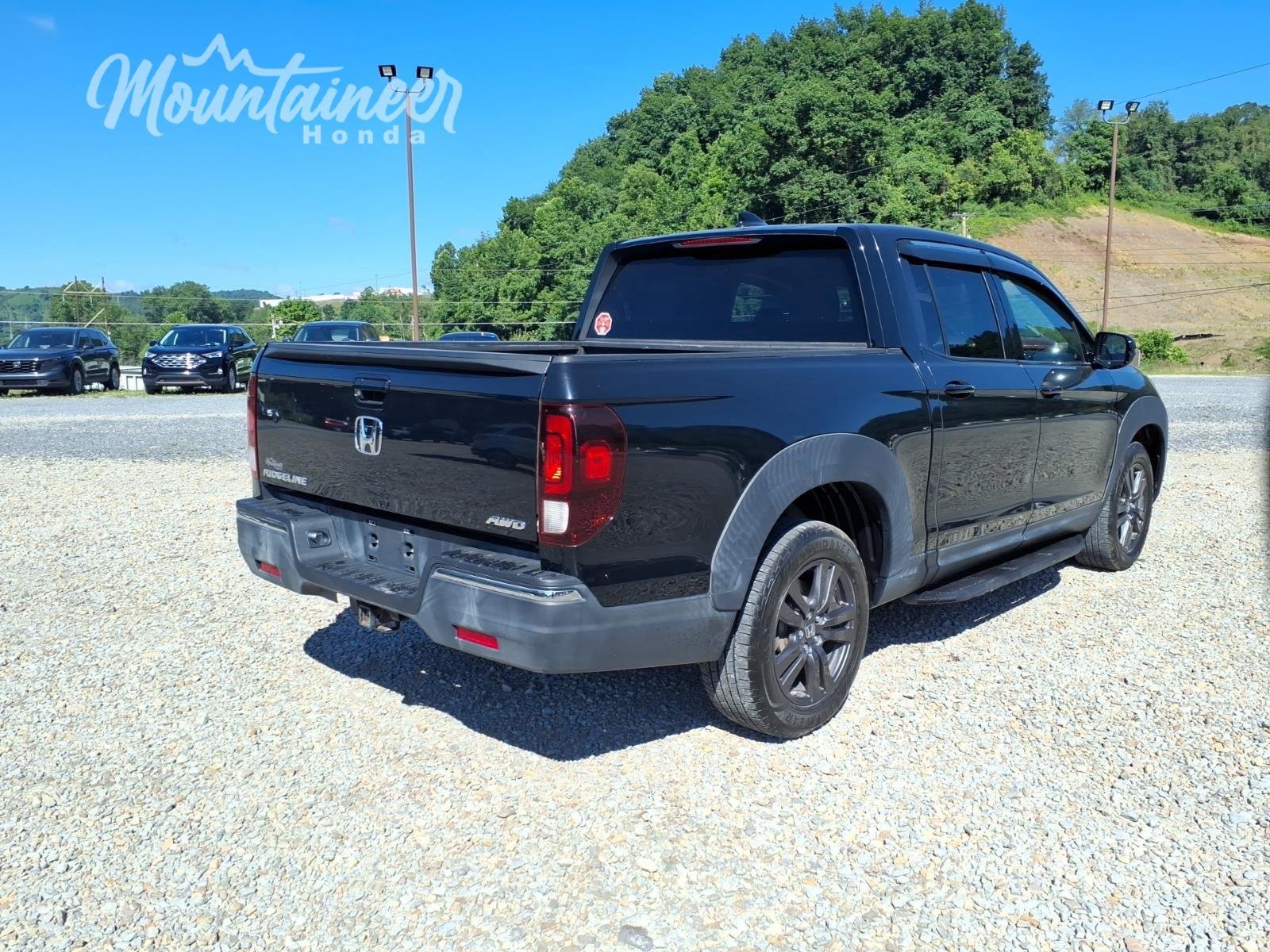Used 2017 Crystal Black Pearl Honda Sport image 6