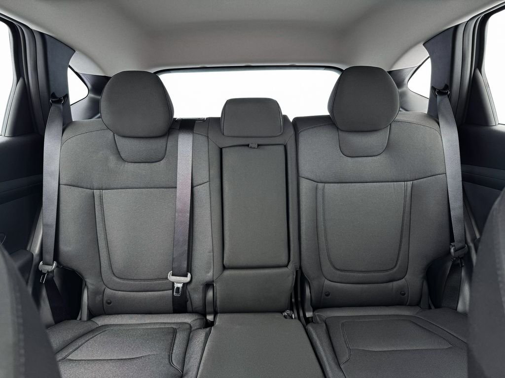 New 2026 White Hyundai SE image 24