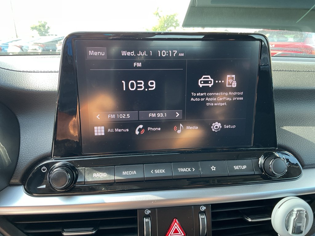 Used 2023 Aurora Black Kia LX image 20