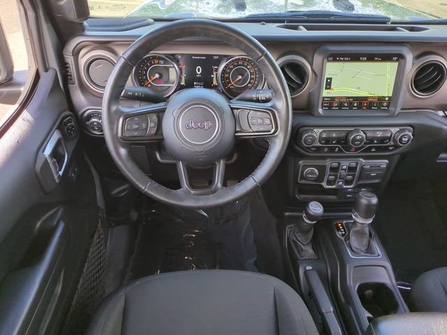 Used 2020 Silver Jeep Sport image 16