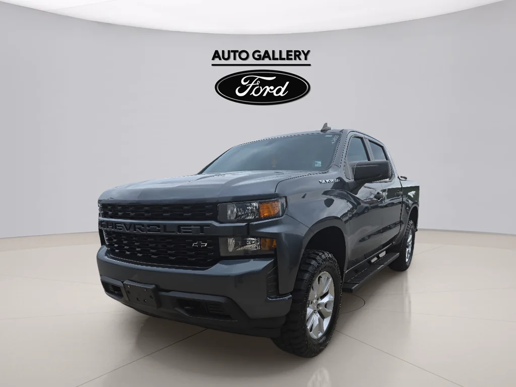 Used 2019 Shadow Gray Metallic Chevrolet Custom image 3