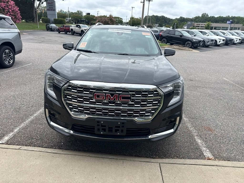 Used 2023 Black GMC Denali image 10