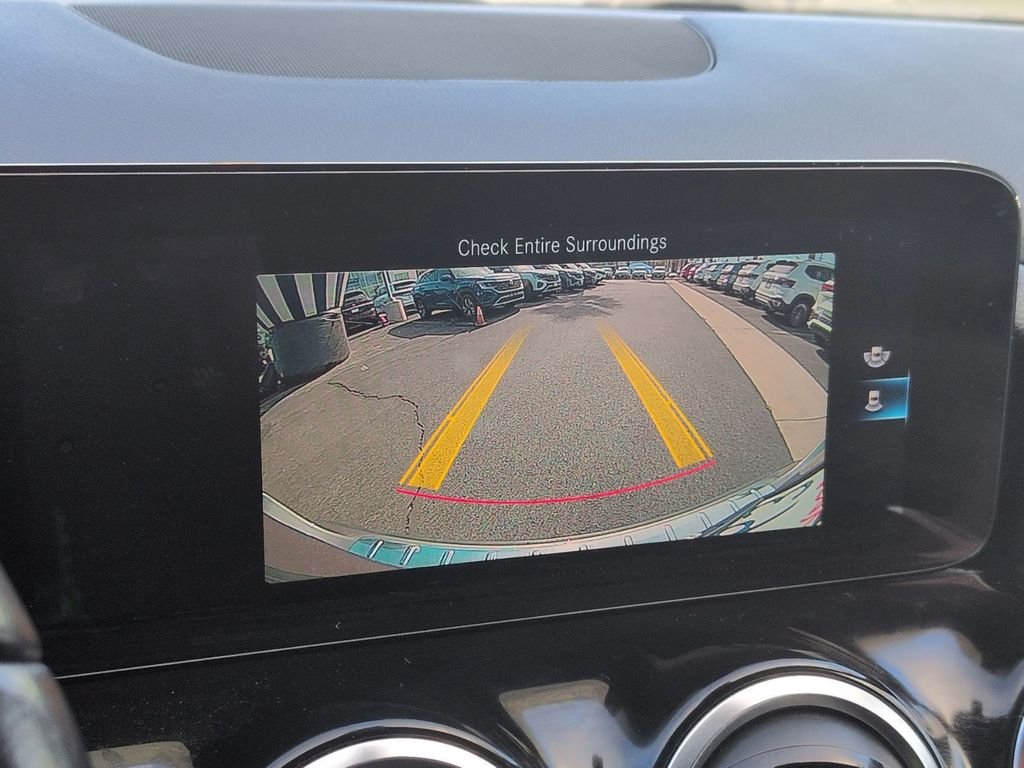 Used 2022 Gray Mercedes-Benz GLA 250 image 13