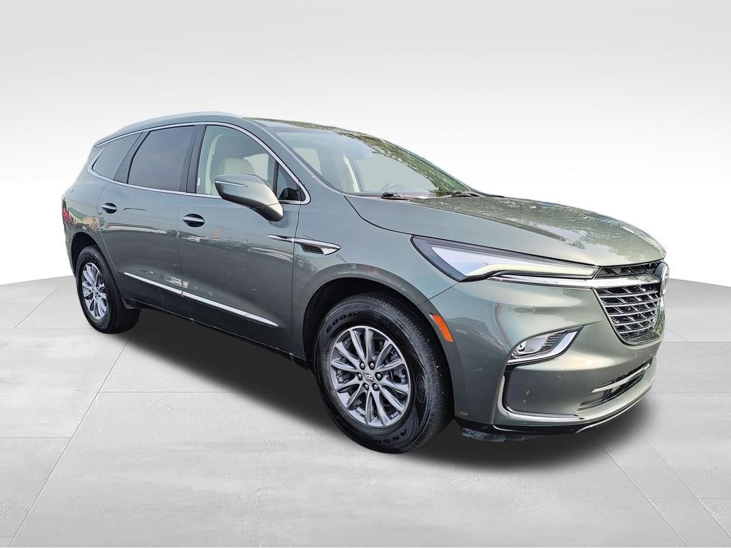 Used 2023 Green Buick Essence image 7