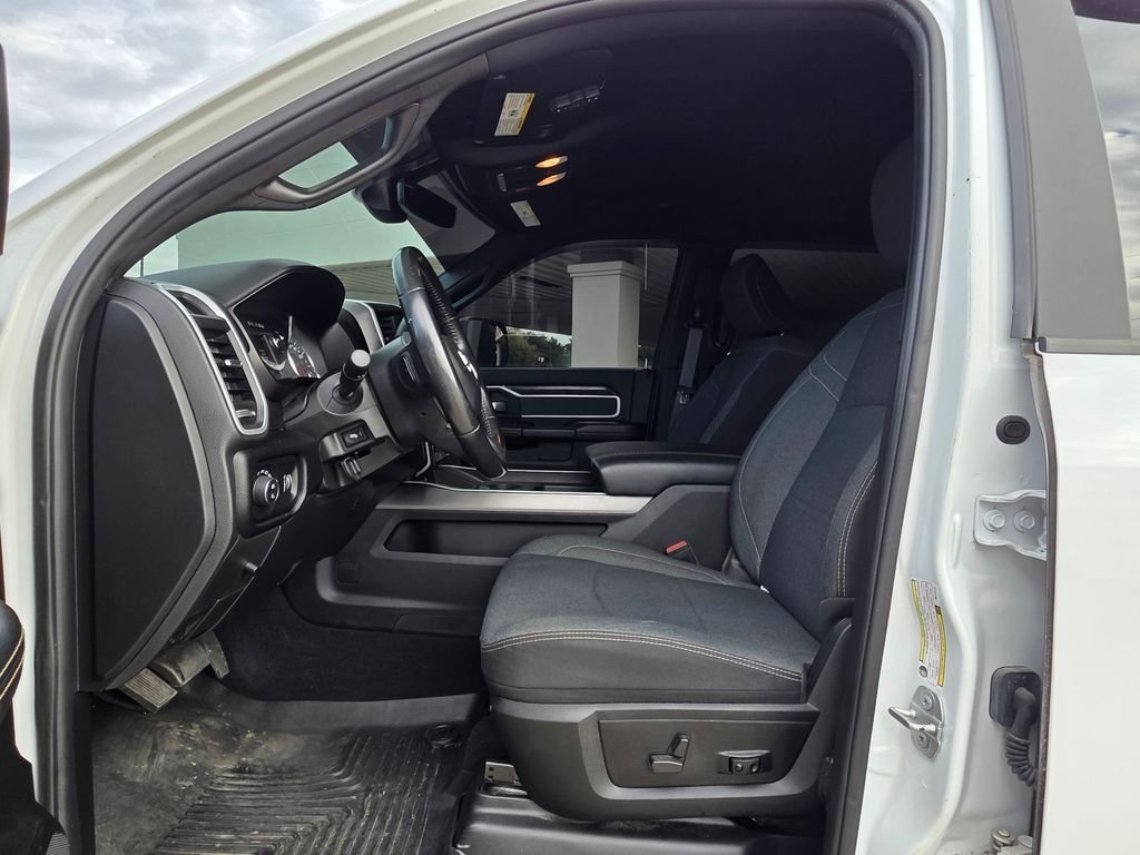 Used 2022 White Ram Big Horn image 11