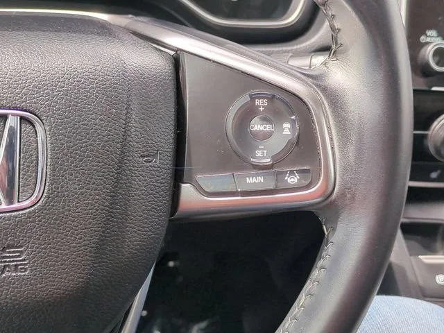 Used 2018 Silver Honda Touring image 13