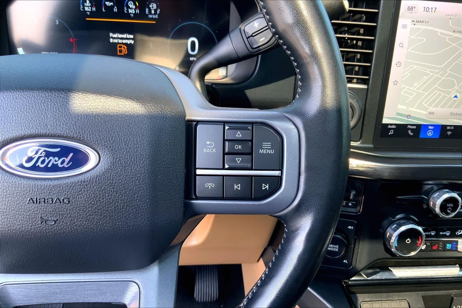 Used 2023 Agate Black Metallic Ford LARIAT image 22
