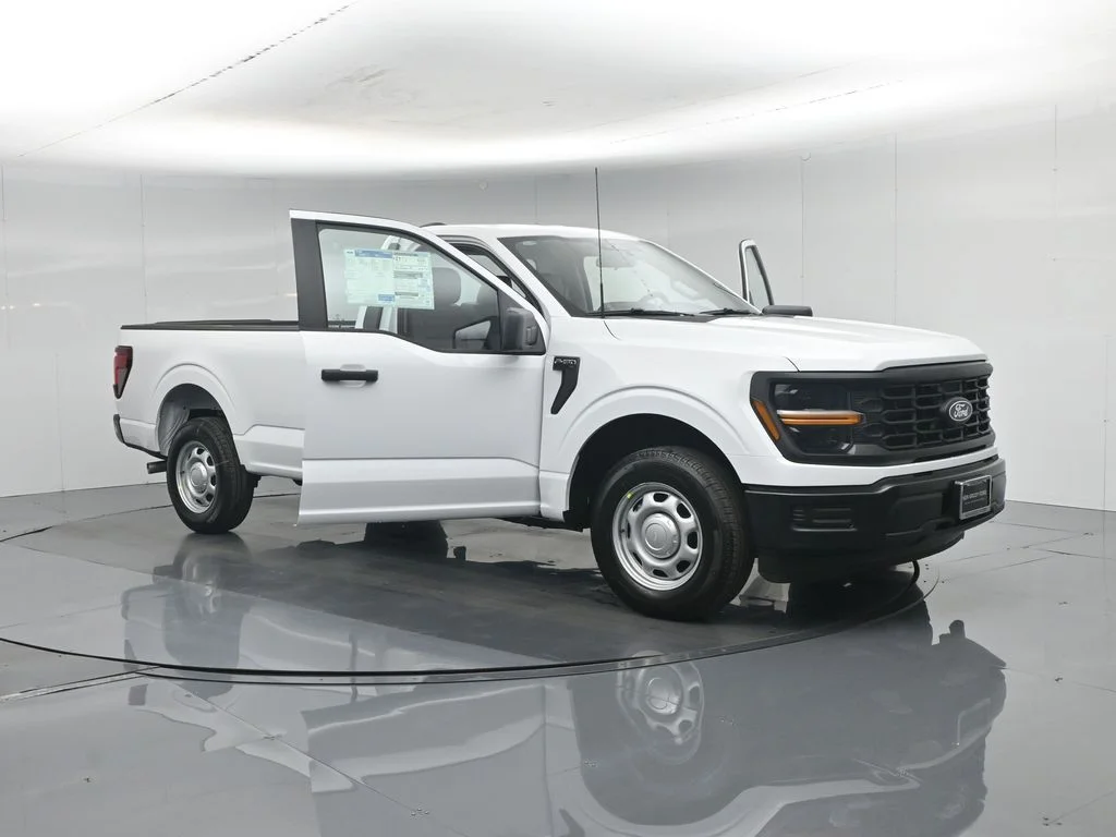 New 2026 Oxford White Ford XL image 28
