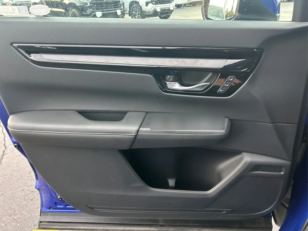 Used 2024  Honda EX-L image 17