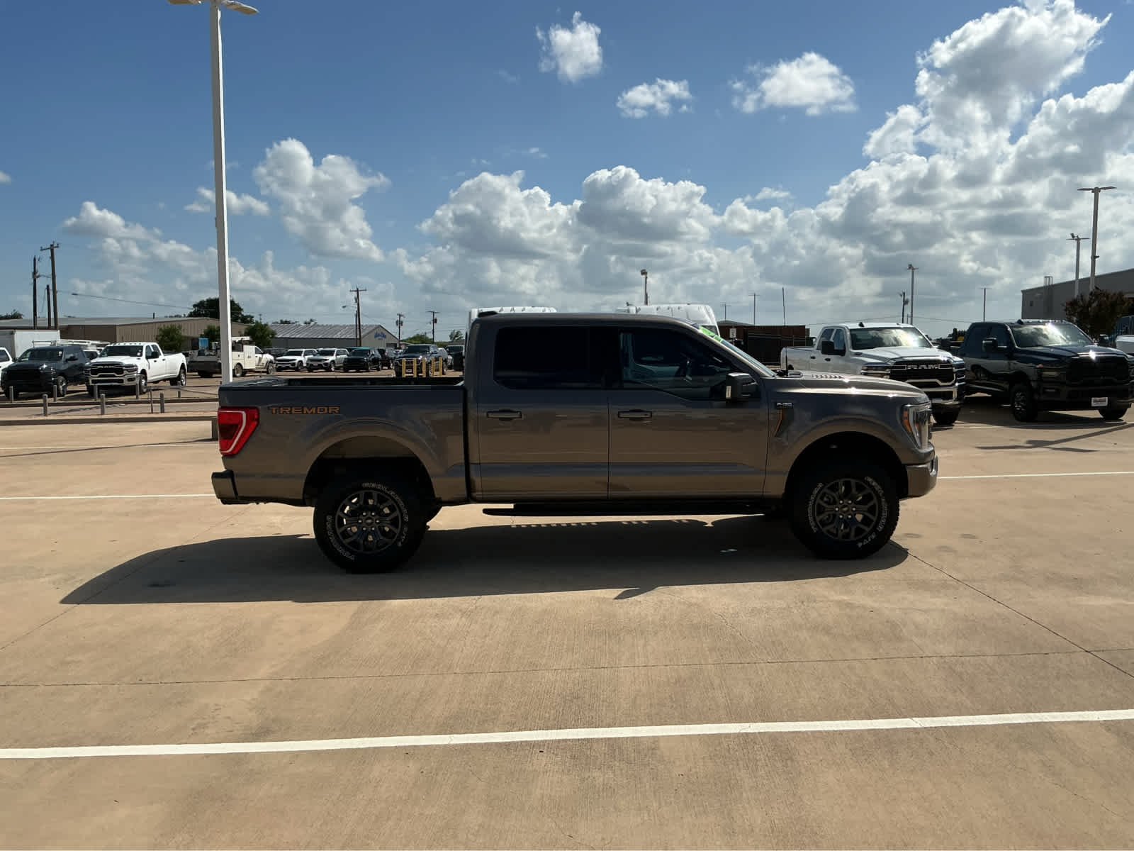 Used 2022 Stone Gray Metallic Ford Tremor image 5