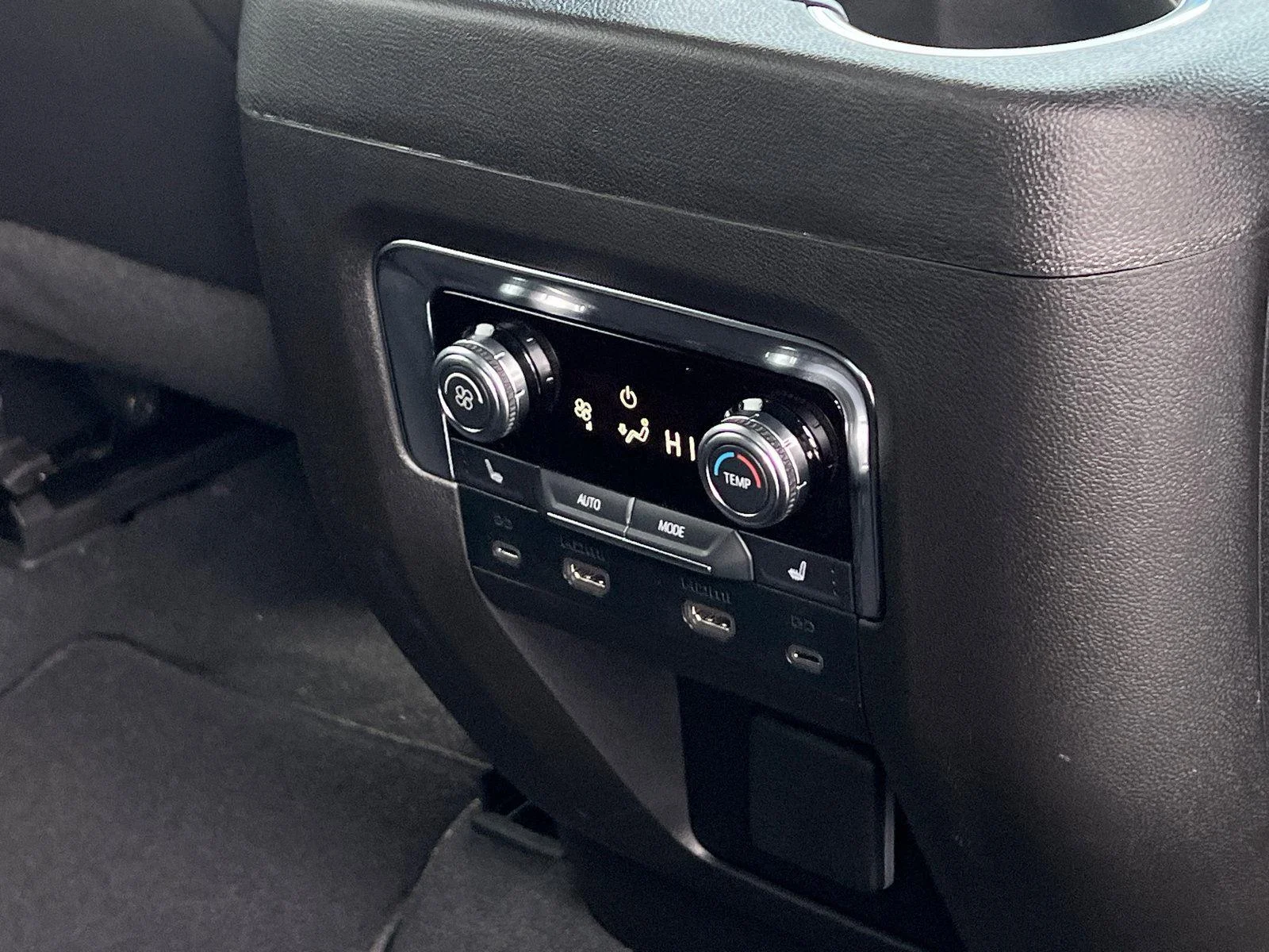 2026 GMC Yukon Elevation - Photo 13