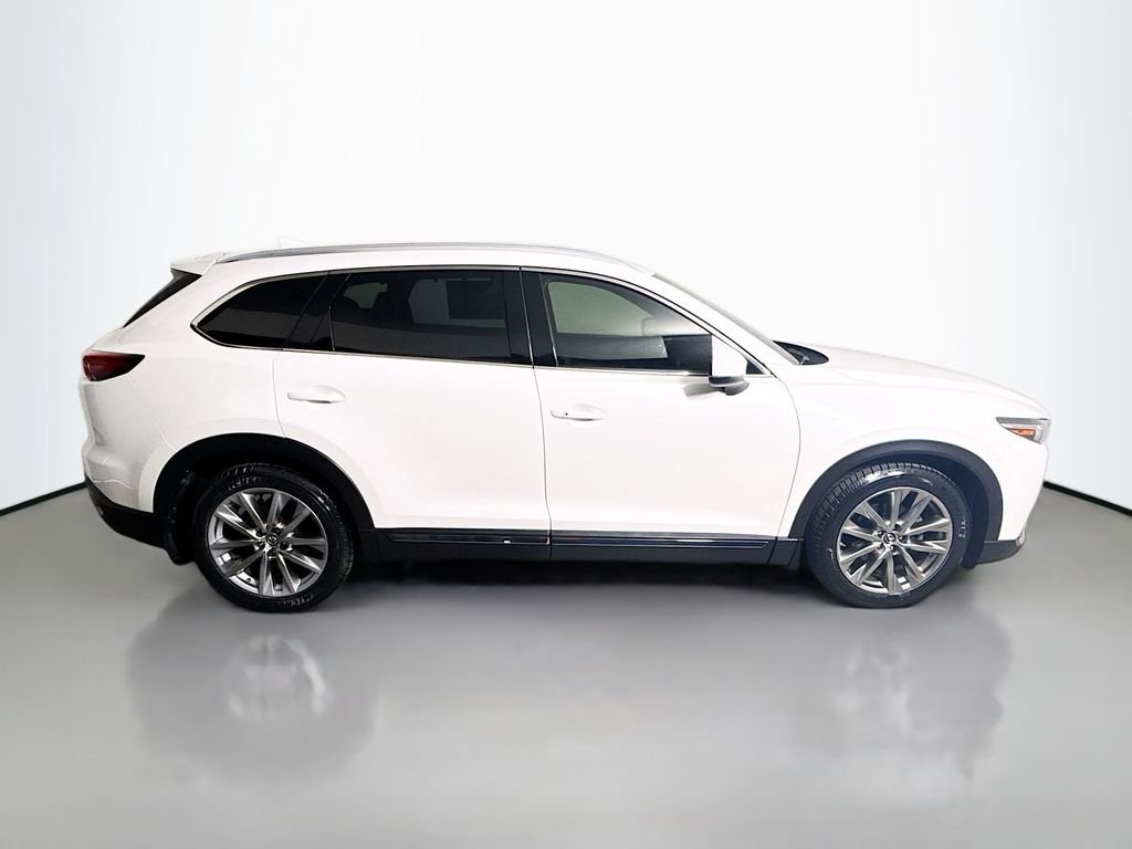 Used 2018 Snowflake White Pearl Mica Mazda Signature image 8