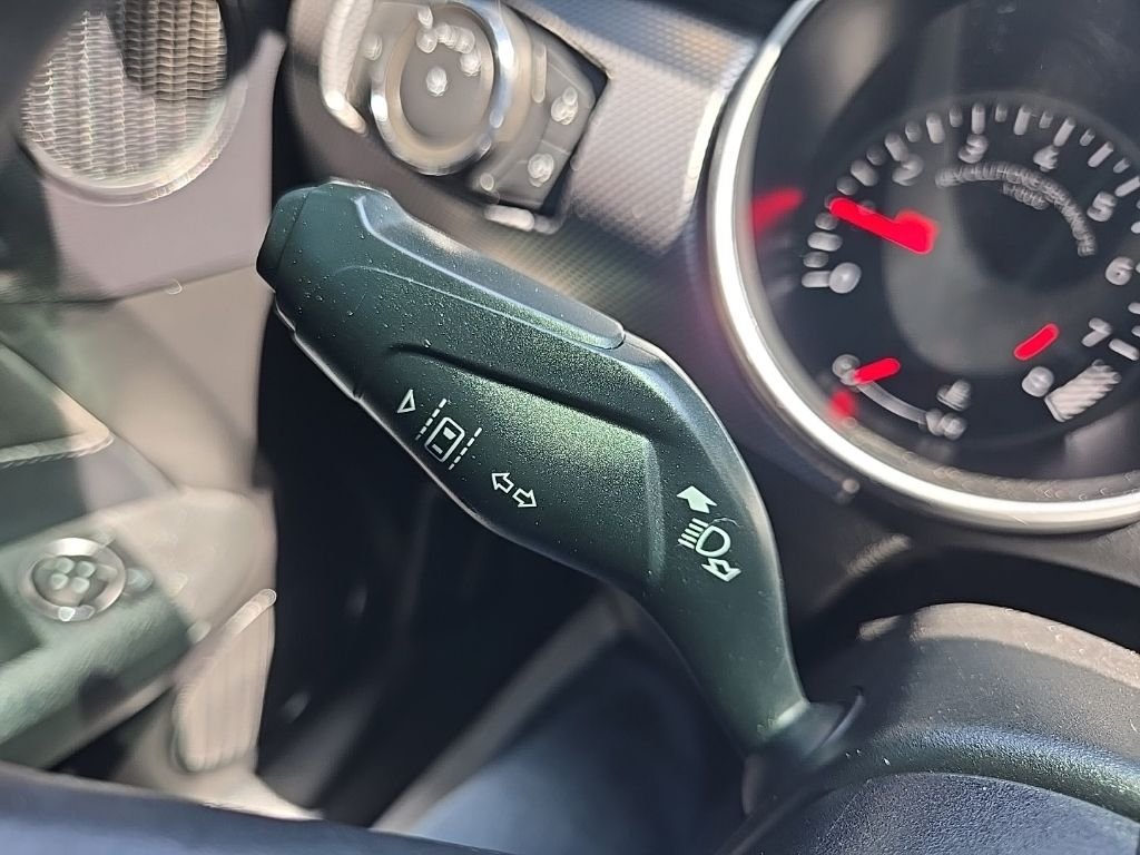 Used 2022 Gray Ford GT image 26