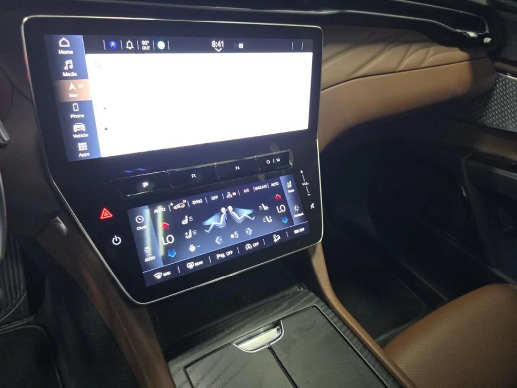 Used 2023 White Maserati GT image 6