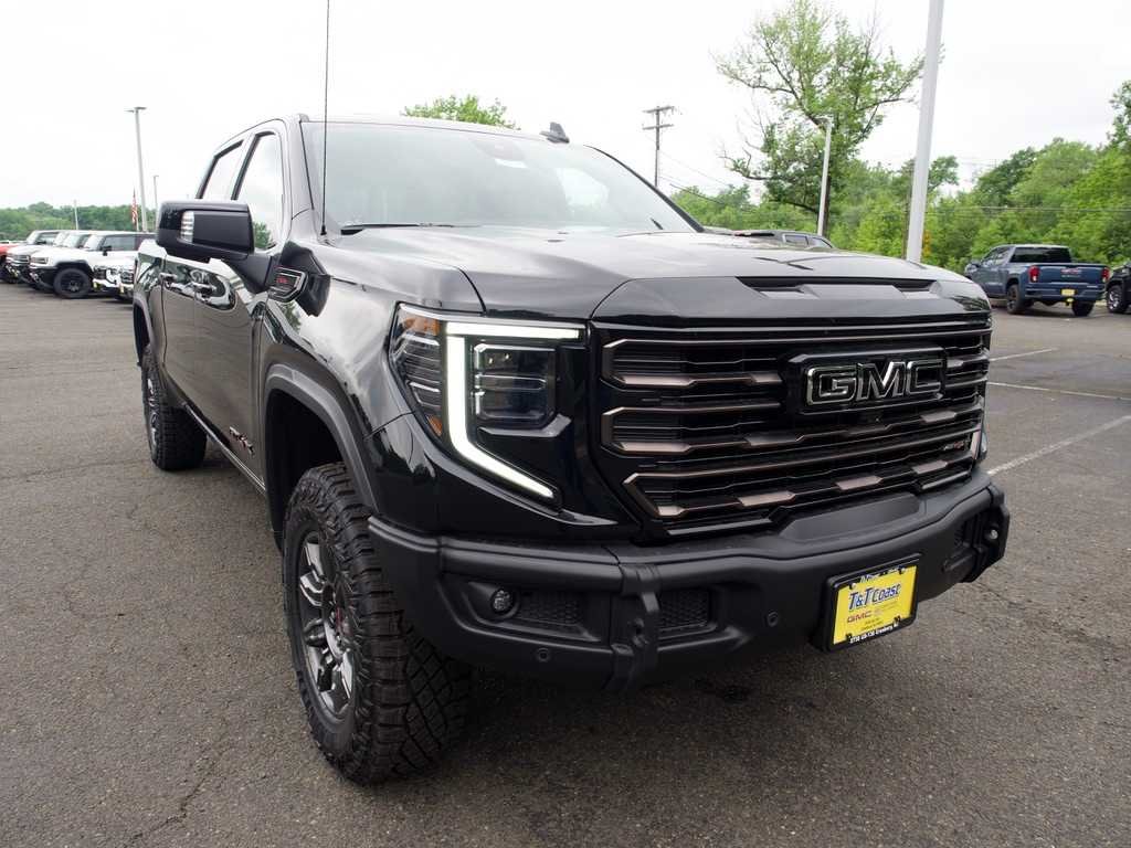 2026 GMC Sierra 1500 AT4X - Photo 3
