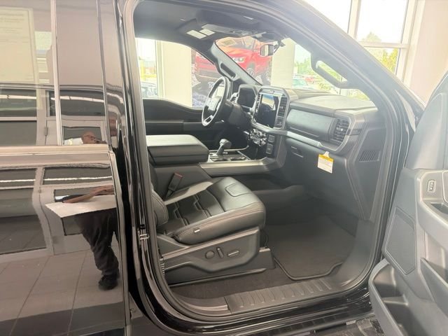 New 2026 Agate Black Metallic Ford XLT image 47