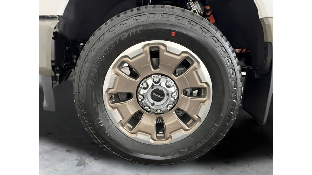 New 2026 Star White Metallic Tri-Coat Ford F-350® King Ranch® image 22