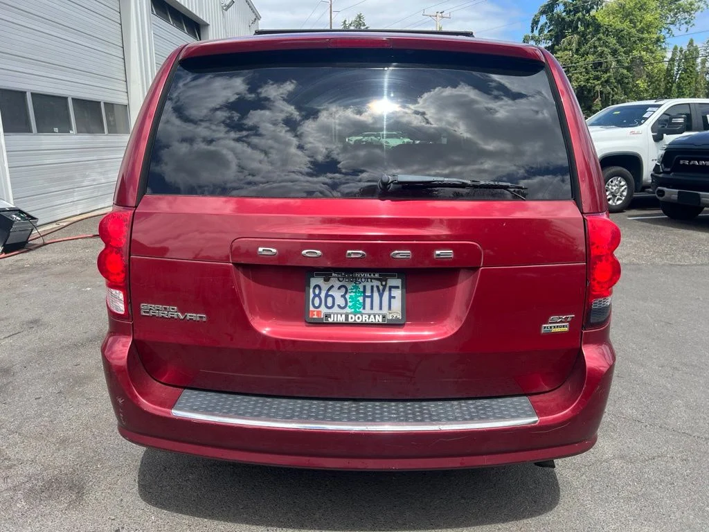 Used 2014 Red Dodge SXT image 6