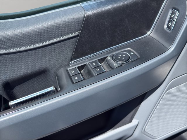 Used 2023 Blue Ford XLT image 12