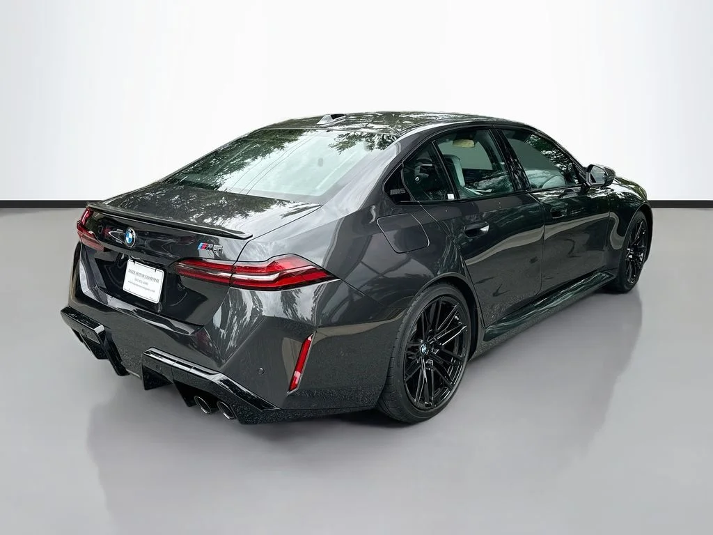 Used 2025 Dark Graphite BMW Base image 5