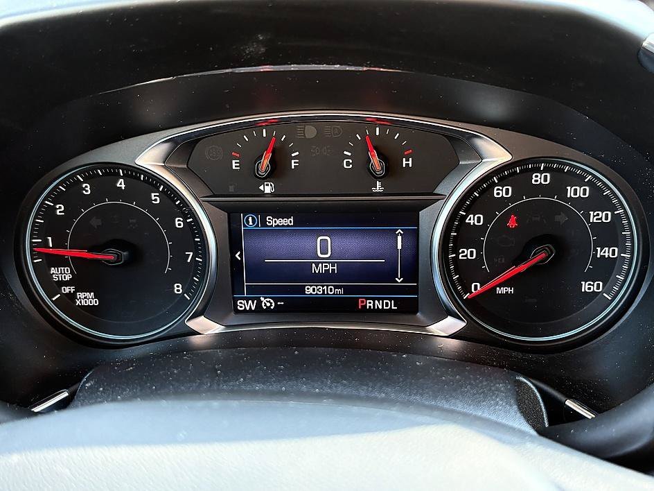 Used 2022 Blue Glow Metallic Chevrolet LT image 20