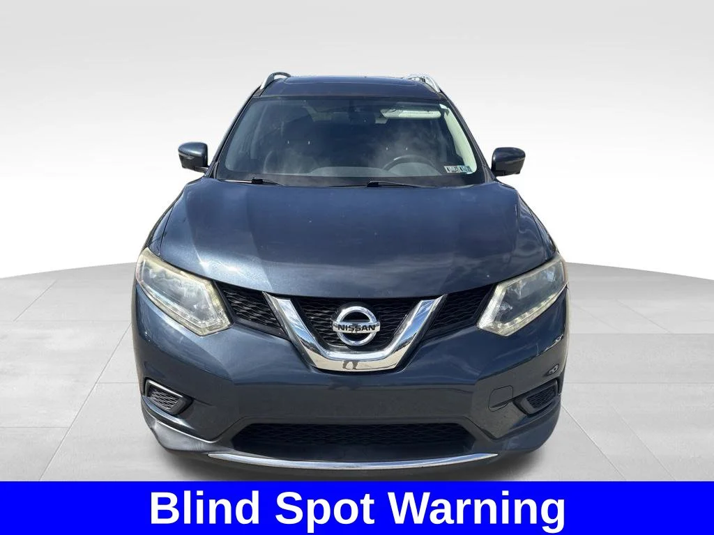 Used 2016 Blue Nissan SV image 9