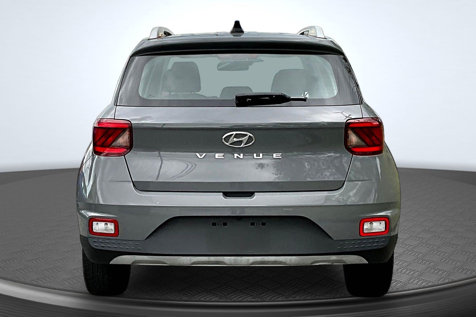 Used 2021 Gray Hyundai SEL image 5