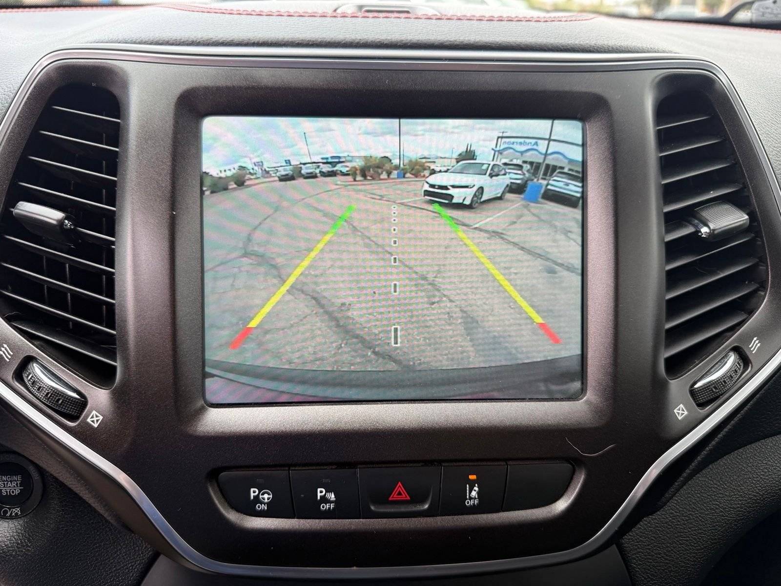 2021 Jeep Cherokee Trailhawk - Photo 25