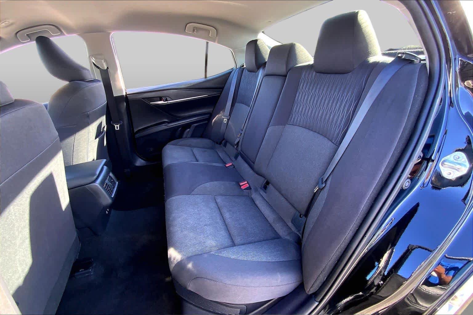 Used 2025 Midnight Black Metallic Toyota LE image 20