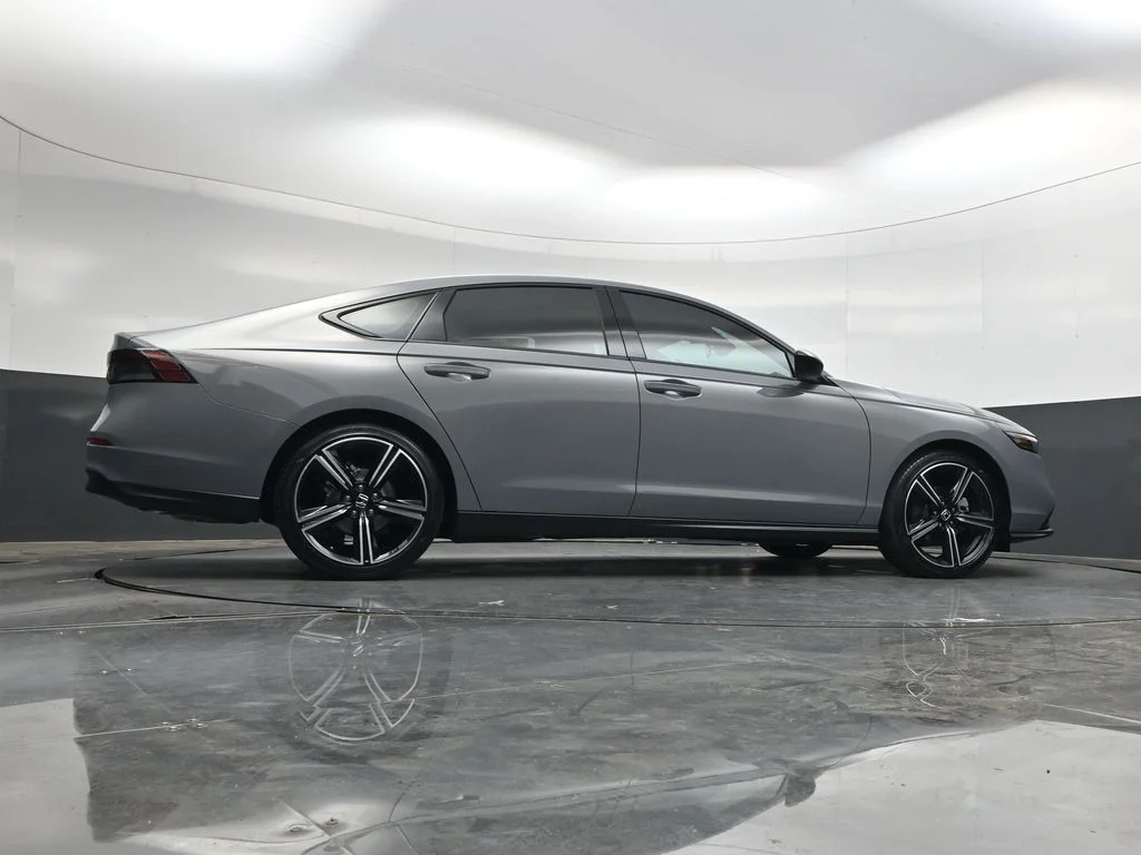 New 2026 Urban Gray Pearl Honda SE image 34