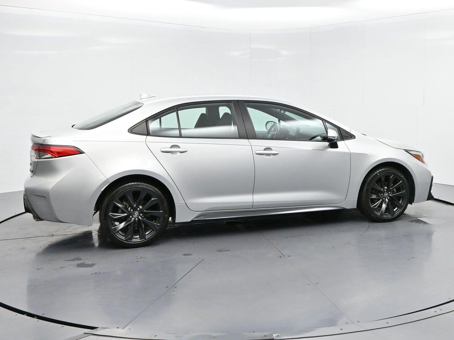 Used 2023 Silver Toyota SE image 8