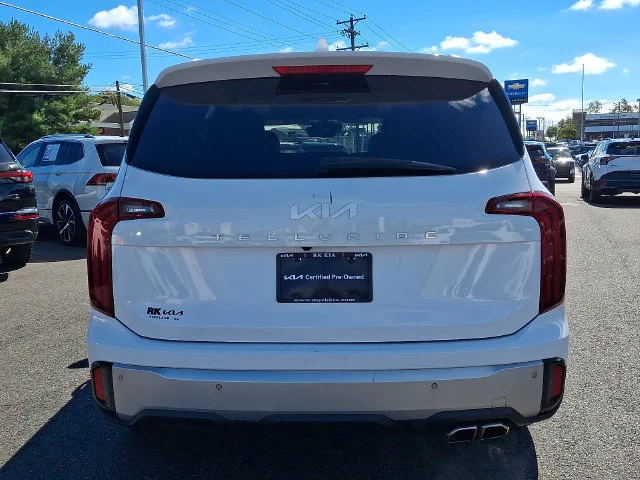 Certified Used 2024 White Kia S image 6