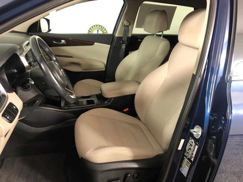 Used 2017 Blue Kia LX image 11