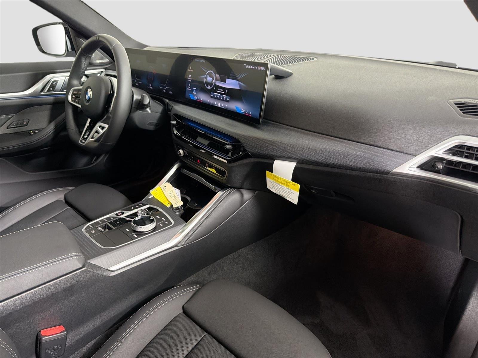 New 2026 Black Sapphire Metallic BMW xDrive40 image 29