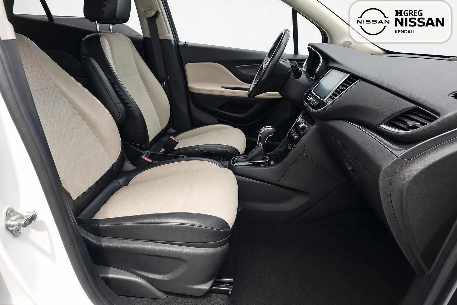 Used 2019 White Buick Preferred image 8