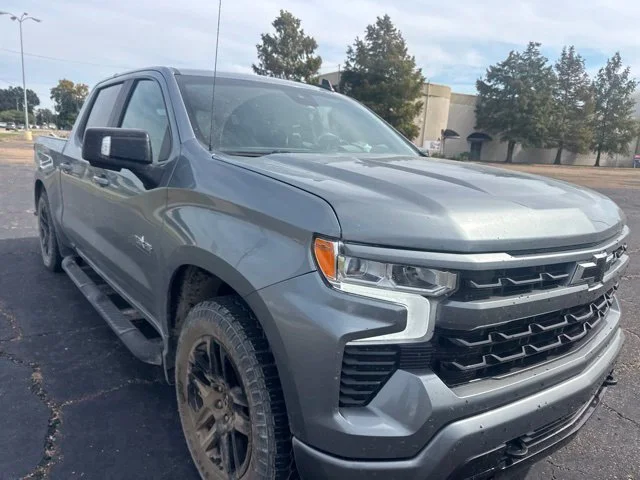 Used 2023 Gray Chevrolet RST image 2
