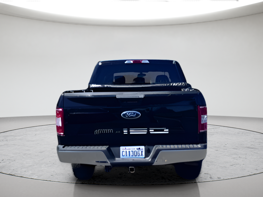 Used 2018 Shadow Black Ford XLT image 6