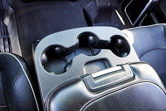 Used 2020 White Ram Laramie Night Edition image 33