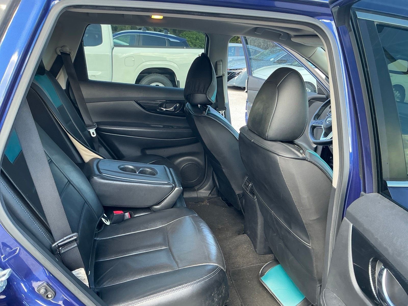 Certified Used 2020 Blue Nissan SL image 15