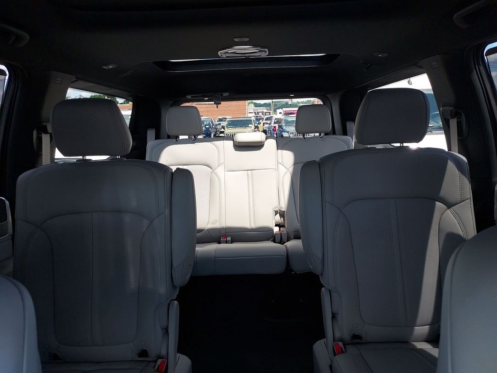 New 2026 High Gloss Black Exterior Paint Jeep Limited Reserve image 13