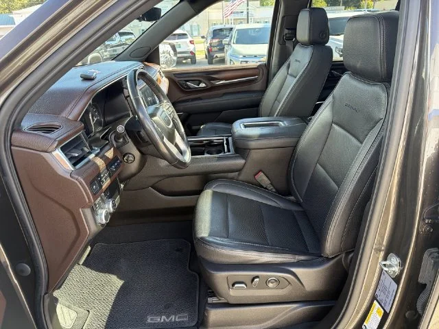 Used 2021  GMC Denali image 14