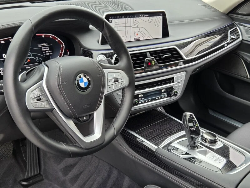 Used 2022 Silver Metallic BMW 750I XDRIVE SEDAN image 11